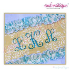 Solid Vine Interlocking 3 letter Monogram font