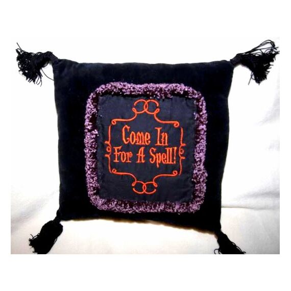 Come in For a Spell Halloween Decor Design, 2 image