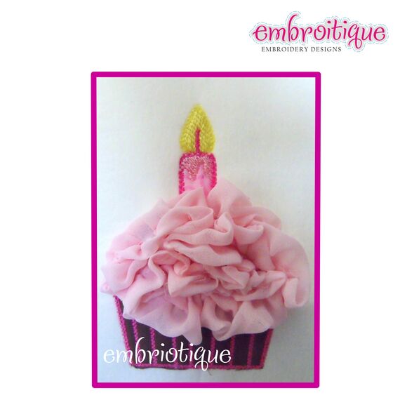 ITH Shabby Sweet Ruched Cupcake with Candle