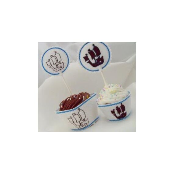 Cupcake Wrapper and Topper Set - Pirate Ship, 2 image
