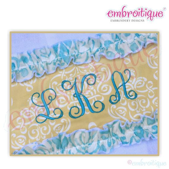 Solid Vine Interlocking 3 letter Monogram font